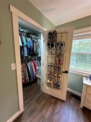 808 Parkview Drive, Harrison, AR 72601