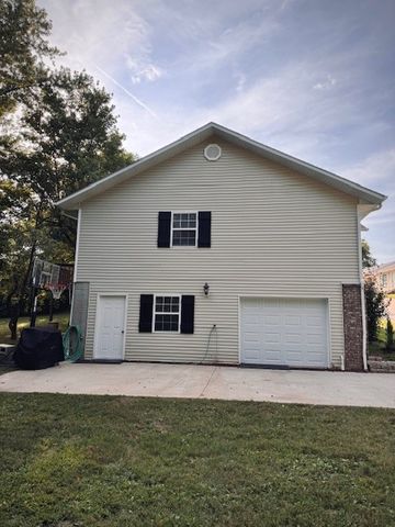 808 Parkview Drive, Harrison, AR 72601