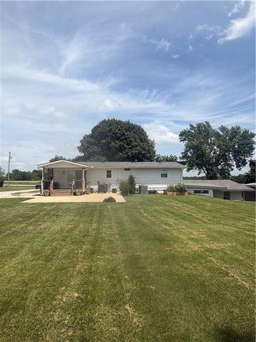 18420 S Renner Road, Olathe, KS 66062