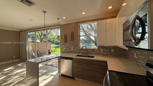 4735 SW 164th Avenue, Miramar, FL 33027