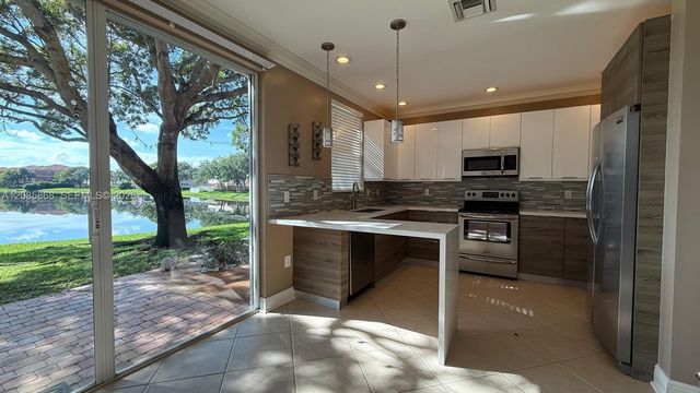4735 SW 164th Avenue, Miramar, FL 33027