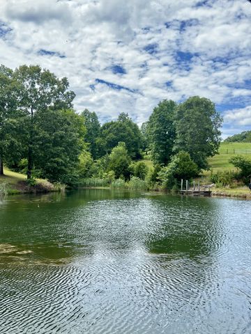 875 Waterloo Rd, Westpoint, TN 38486