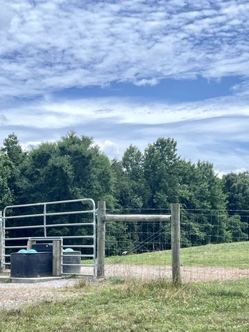875 Waterloo Rd, Westpoint, TN 38486