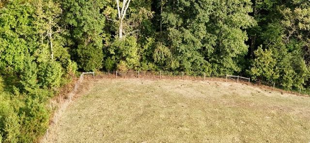 875 Waterloo Rd, Westpoint, TN 38486