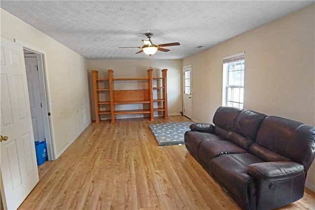 3806 Clayton Crossing Way, Ellenwood, GA 30294