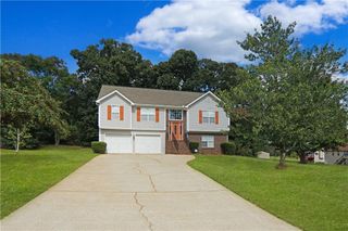 3806 Clayton Crossing Way, Ellenwood, GA 30294