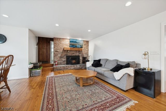 1012 County Road 619, Stillwater Twp., NJ 07860