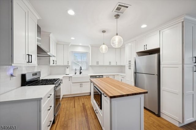 1012 County Road 619, Stillwater Twp., NJ 07860