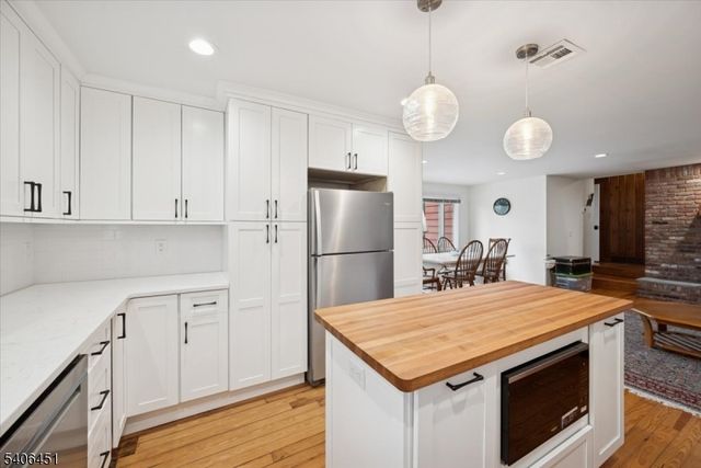 1012 County Road 619, Stillwater Twp., NJ 07860