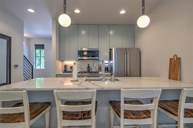 6005 Woodrow Ave, Austin, TX 78757