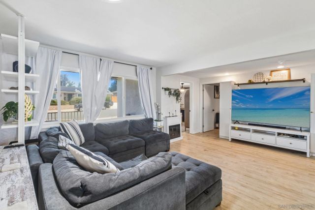 9239 Bellagio Rd, Santee, CA 92071