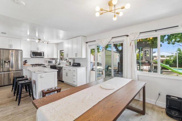 9239 Bellagio Rd, Santee, CA 92071