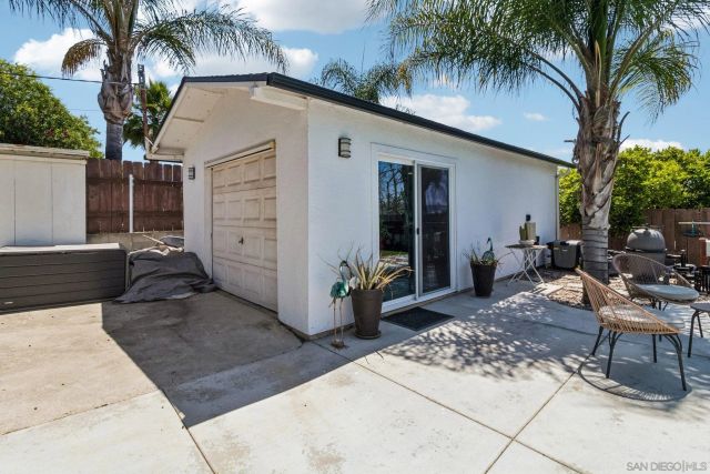 9239 Bellagio Rd, Santee, CA 92071