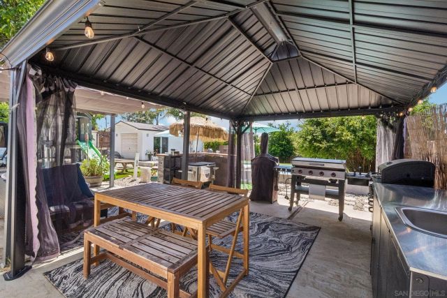 9239 Bellagio Rd, Santee, CA 92071