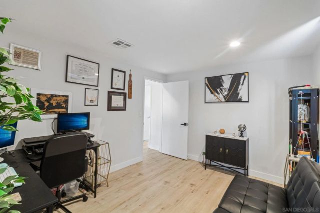 9239 Bellagio Rd, Santee, CA 92071