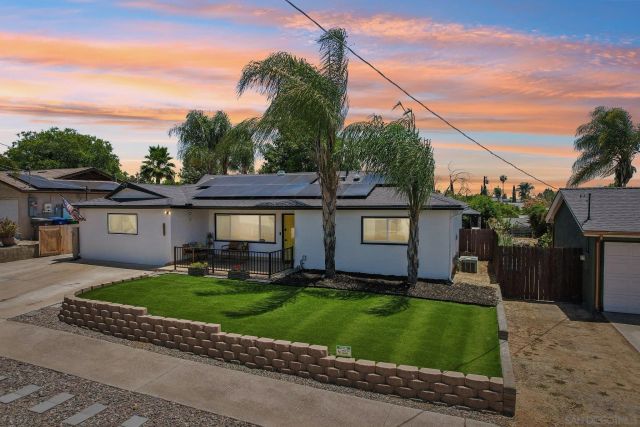 9239 Bellagio Rd, Santee, CA 92071