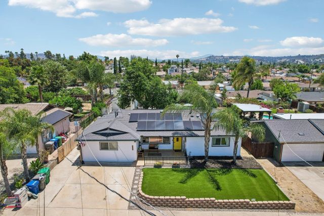 9239 Bellagio Rd, Santee, CA 92071