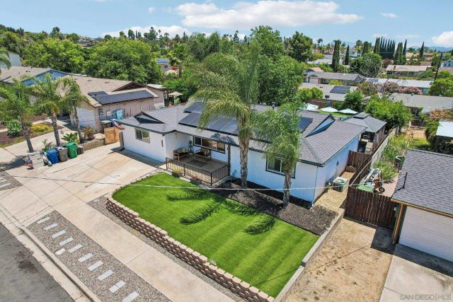 9239 Bellagio Rd, Santee, CA 92071