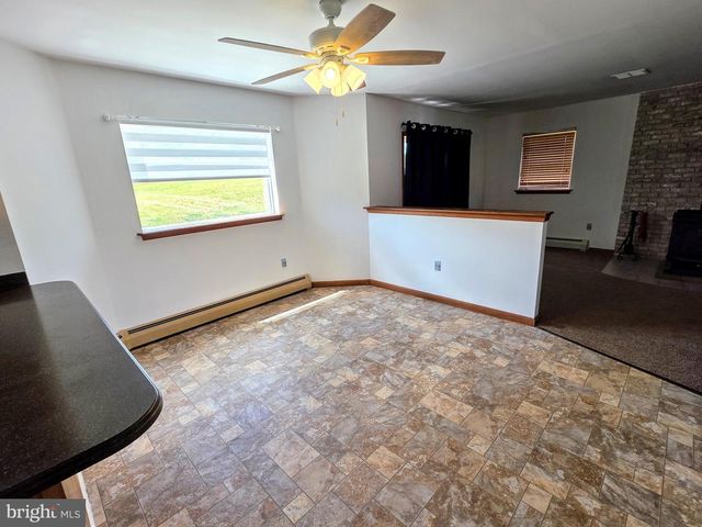 450 PATTEN CIR, Albrightsville, PA 18210