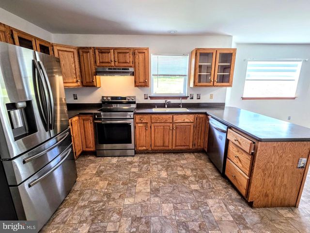 450 PATTEN CIR, Albrightsville, PA 18210