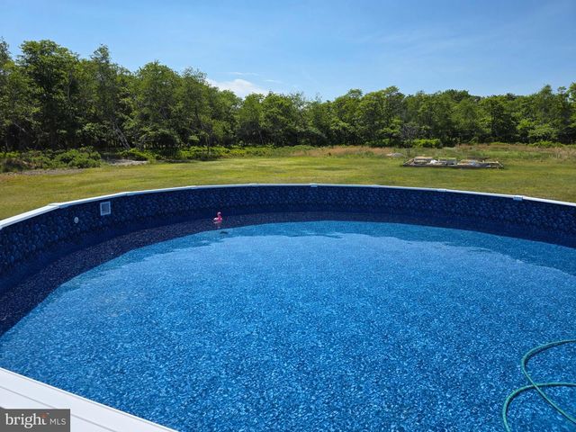 450 PATTEN CIR, Albrightsville, PA 18210