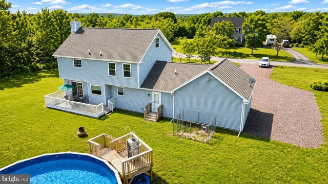 450 PATTEN CIR, Albrightsville, PA 18210