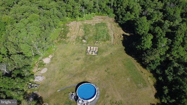 450 PATTEN CIR, Albrightsville, PA 18210