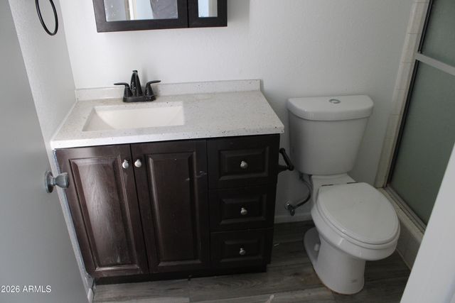 5233 W MOUNTAIN VIEW Road, Glendale, AZ 85302
