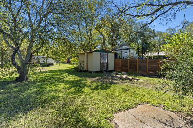 1132 Eleanor ST, Austin, TX 78721