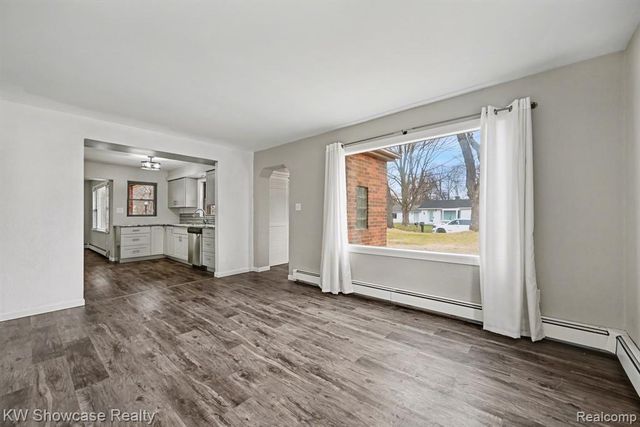 1690 Marylestone Drive, West Bloomfield, MI 48324