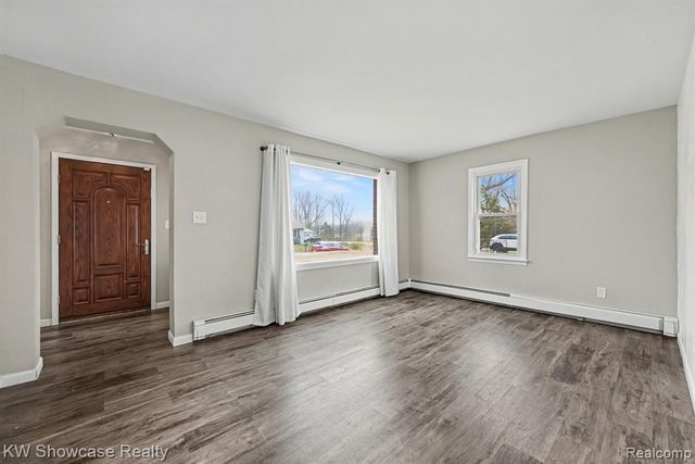 1690 Marylestone Drive, West Bloomfield, MI 48324