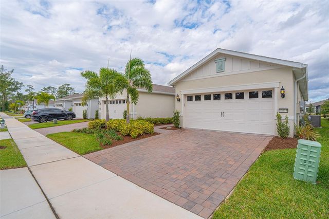 13615 SPLASHING ISLA DRIVE, Winter Garden, FL 34787