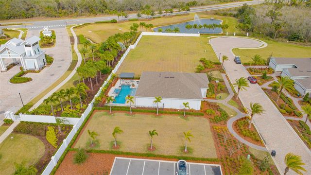 13615 SPLASHING ISLA DRIVE, Winter Garden, FL 34787