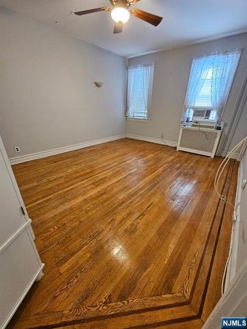 303 Hamilton Place B4, Hackensack, NJ 07601