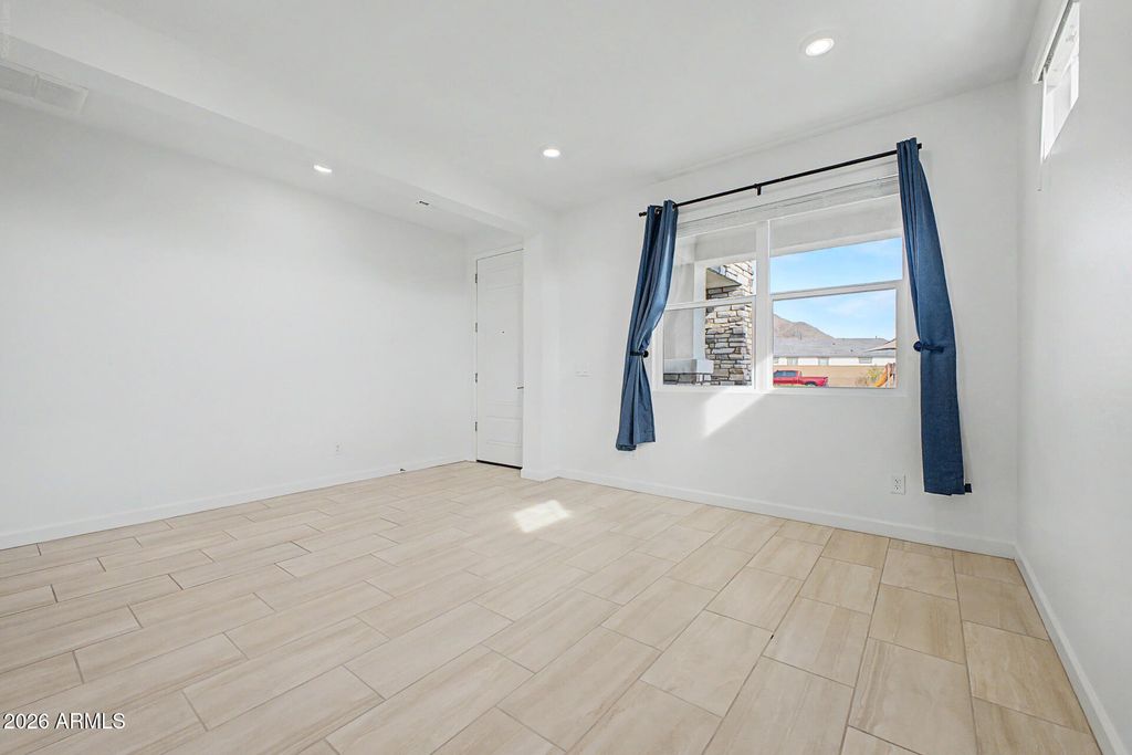 6822 W ANDREA Drive, Peoria, AZ 85383 — photo 3