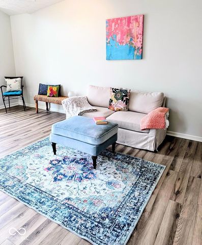 2078 Oak Run North Drive, Indianapolis, IN 46260