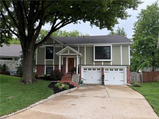 11259 Garnett Street, Overland Park, KS 66210