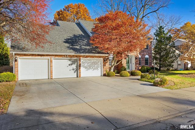 6110 N OAK LEAF Court, Peoria, IL 61615