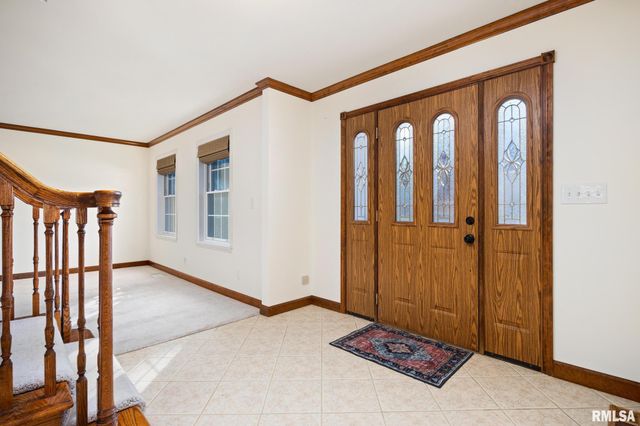 6110 N OAK LEAF Court, Peoria, IL 61615