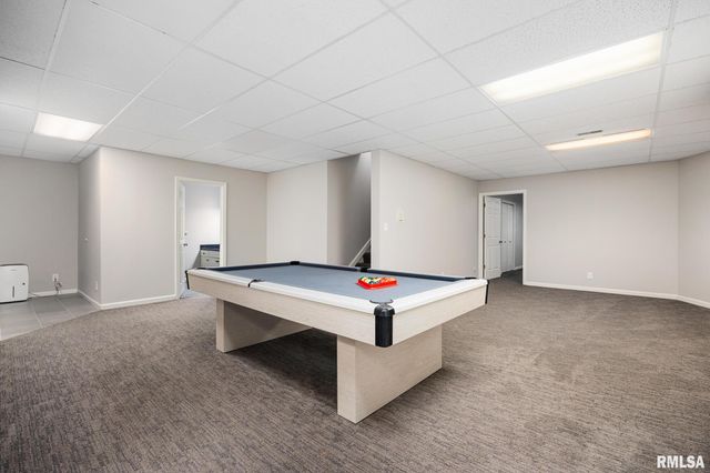 6110 N OAK LEAF Court, Peoria, IL 61615