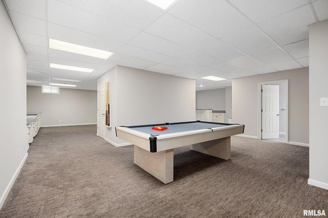 6110 N OAK LEAF Court, Peoria, IL 61615