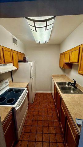6519 W NEWBERRY ROAD 812, Gainesville, FL 32605