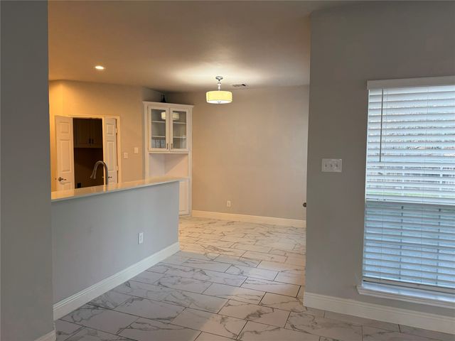 8645 Mill Creek Road, Irving, TX 75063