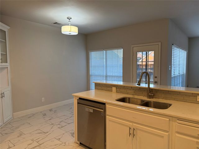 8645 Mill Creek Road, Irving, TX 75063