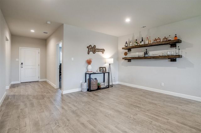 1338 Elmwood Drive, Cedar Hill, TX 75104