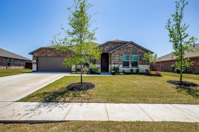 1338 Elmwood Drive, Cedar Hill, TX 75104