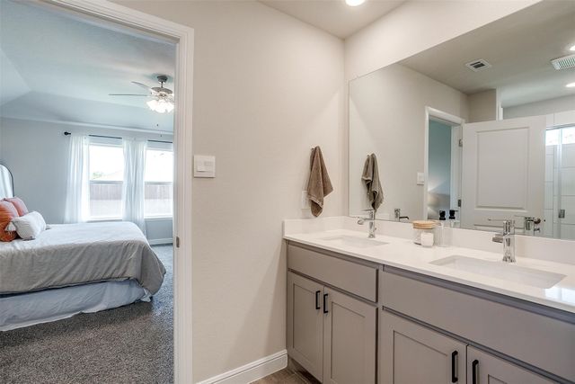 1338 Elmwood Drive, Cedar Hill, TX 75104