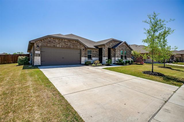 1338 Elmwood Drive, Cedar Hill, TX 75104