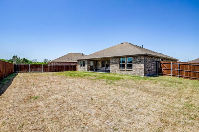 1338 Elmwood Drive, Cedar Hill, TX 75104