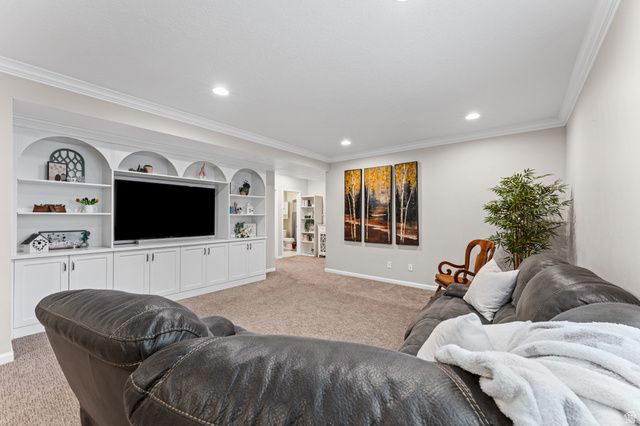 3877 W BUMPER CROP CIR, Riverton, UT 84065